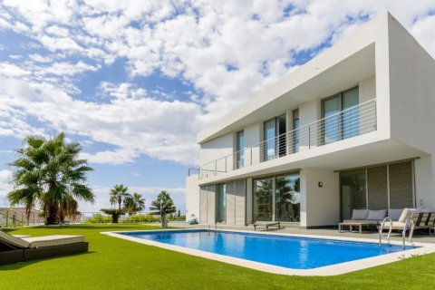 Māja pārdošanā Arenys de Mar, Barcelona, Spānijā 5 istabas, Nr. 140887 - attēls 2