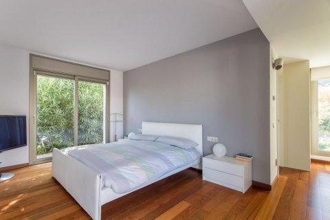 Продажа дома в Вальроманес, Барселона, Испания 4 спальни,  №140884 - фото 28