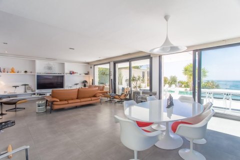 Сasa en venta en Sant Vicenc De Montalt, Barcelona, España 5 dormitorios, No. 140890 - foto 13