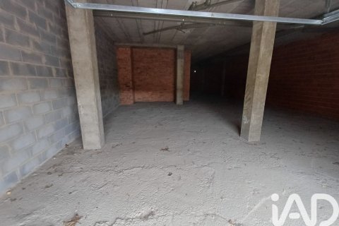 Commercial property for sale in Villabalter, Leon, Spain 240 sq.m. No. 185044 - photo 3