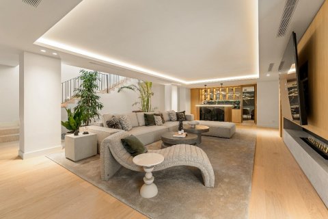 Villa en venta en Marbella, Málaga, España 6 dormitorios, 840 m2 No. 174582 - foto 15