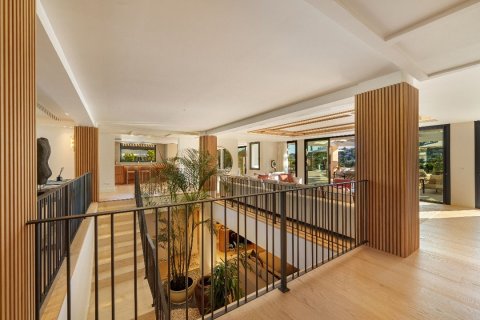 Huvila myytävänä Marbella, Malaga, Espanja, 6 makuuhuonetta, 840 m2 No. 174582 - kuva 24