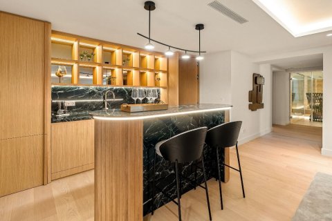 Huvila myytävänä Marbella, Malaga, Espanja, 6 makuuhuonetta, 840 m2 No. 174582 - kuva 12