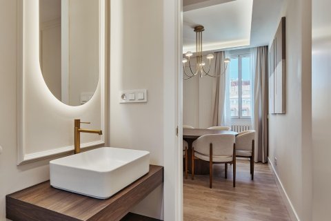 Wohnung zum Verkauf in Madrid, Spanien 3 Schlafzimmer, 120 m2 Nr. 180160 - Foto 30