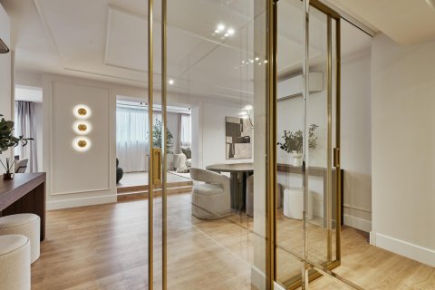 Dzīvoklis pārdošanā Madrid, Spānijā 3 istabas, 162 m2 Nr. 180159 - attēls 13