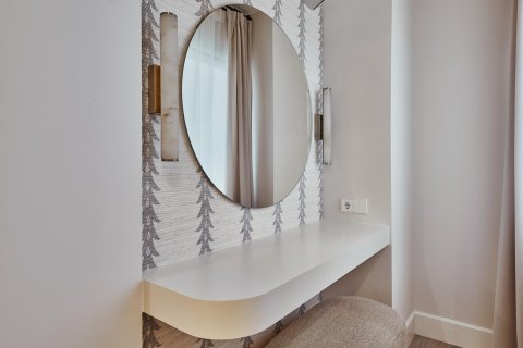 Dzīvoklis pārdošanā Madrid, Spānijā 3 istabas, 162 m2 Nr. 180159 - attēls 25