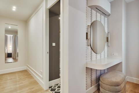 Dzīvoklis pārdošanā Madrid, Spānijā 3 istabas, 162 m2 Nr. 180159 - attēls 24