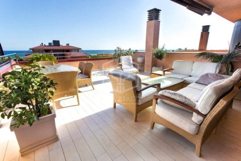 Apartment à vendre Gava, Barcelona, Espagne, 3 chambres, 135 m2 No. 133233 - photo 2