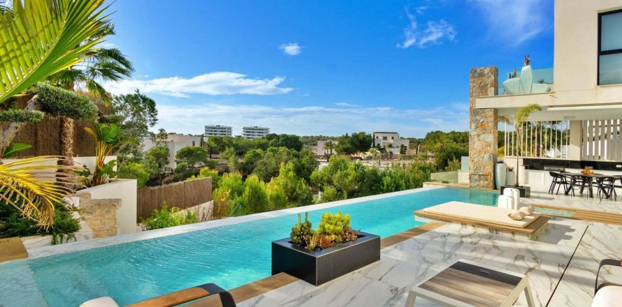 Villa i Pinar De Campoverde, Alicante, Spanien 4 sovrum, 560 kvm. Nr. 143646