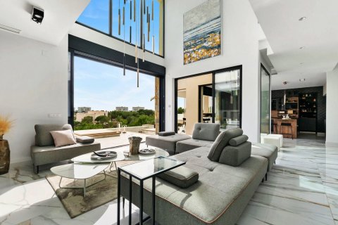 Villa till salu i Pinar De Campoverde, Alicante, Spanien 4 sovrum, 560 kvm. Nr. 143646 - foto 4