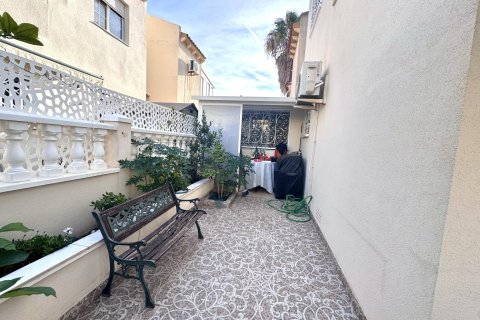 Villetta a schiera in vendita a Playa Flamenca II, Alicante, Spagna 5 camere da letto, 103 mq. N° 143644 - foto 3