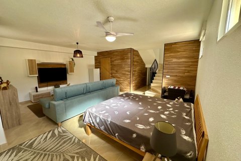 Radhus till salu i San Miguel de Salinas, Alicante, Spanien 4 sovrum, 167 kvm. Nr. 143645 - foto 23