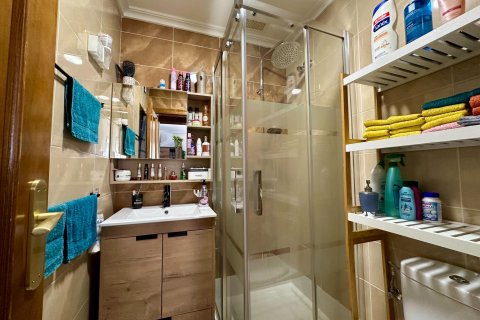 Radhus till salu i San Miguel de Salinas, Alicante, Spanien 4 sovrum, 167 kvm. Nr. 143645 - foto 17