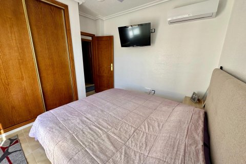 Radhus till salu i San Miguel de Salinas, Alicante, Spanien 4 sovrum, 167 kvm. Nr. 143645 - foto 14