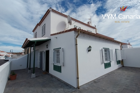 Talo myytävänä Abades, Tenerife, Espanja, 2 makuuhuonetta, 94 m2 No. 144540 - kuva 1