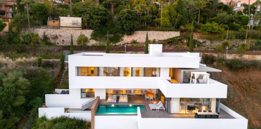 Willa w Benahavis, Malaga, Hiszpania 4 sypialnie, 380 mkw. nr 135584