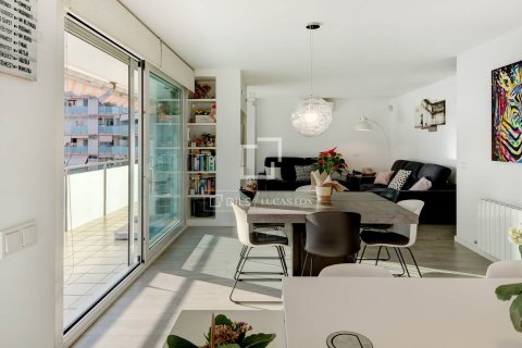 Huoneisto myytävänä Sant Just Desvern, Barcelona, Espanja, 2 makuuhuonetta, 116 m2 No. 164322 - kuva 7