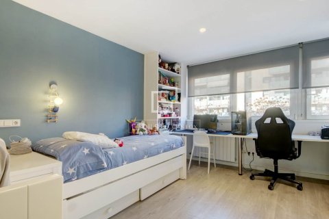 Huoneisto myytävänä Sant Just Desvern, Barcelona, Espanja, 2 makuuhuonetta, 116 m2 No. 164322 - kuva 18
