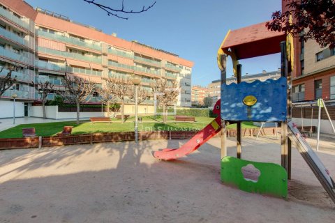 Huoneisto myytävänä Sant Just Desvern, Barcelona, Espanja, 2 makuuhuonetta, 116 m2 No. 164322 - kuva 25