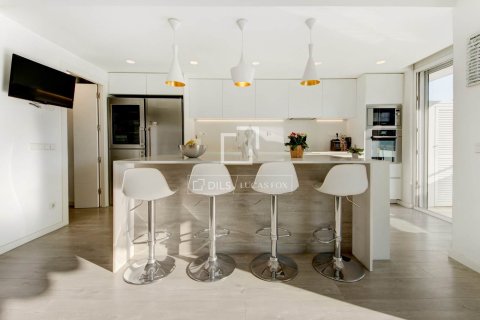 Huoneisto myytävänä Sant Just Desvern, Barcelona, Espanja, 2 makuuhuonetta, 116 m2 No. 164322 - kuva 14