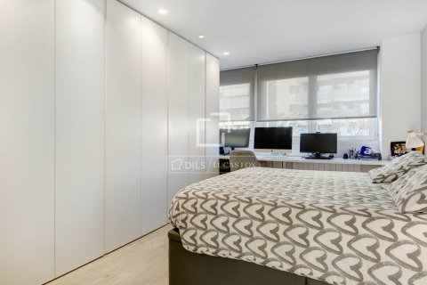 Huoneisto myytävänä Sant Just Desvern, Barcelona, Espanja, 2 makuuhuonetta, 116 m2 No. 164322 - kuva 16