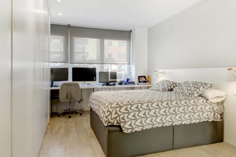 Huoneisto myytävänä Sant Just Desvern, Barcelona, Espanja, 2 makuuhuonetta, 116 m2 No. 164322 - kuva 15