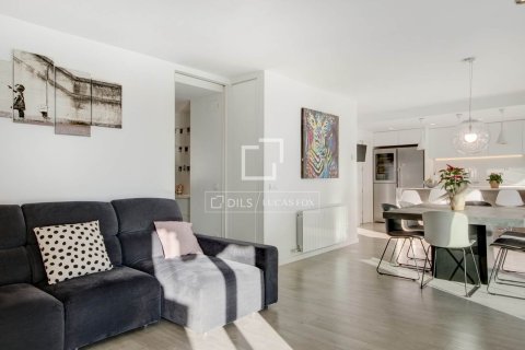 Huoneisto myytävänä Sant Just Desvern, Barcelona, Espanja, 2 makuuhuonetta, 116 m2 No. 164322 - kuva 8