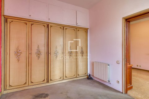 Apartamento en venta en Barcelona, España 5 dormitorios, 120 m2 No. 164320 - foto 9