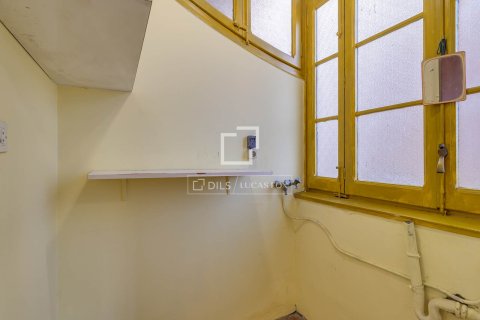 Apartamento en venta en Barcelona, España 5 dormitorios, 120 m2 No. 164320 - foto 27