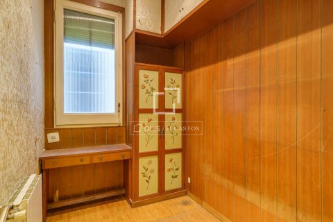 Apartamento en venta en Barcelona, España 5 dormitorios, 120 m2 No. 164320 - foto 16