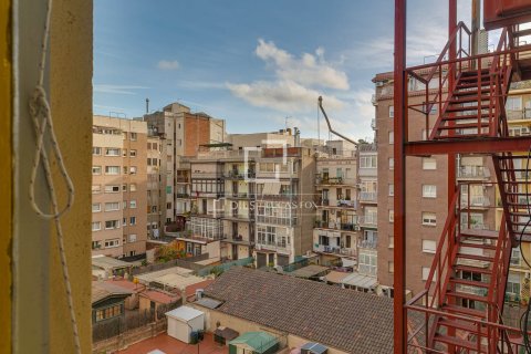 Apartamento en venta en Barcelona, España 5 dormitorios, 120 m2 No. 164320 - foto 25