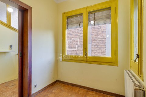 Apartamento en venta en Barcelona, España 5 dormitorios, 120 m2 No. 164320 - foto 24