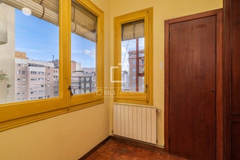 Apartamento en venta en Barcelona, España 5 dormitorios, 120 m2 No. 164320 - foto 26