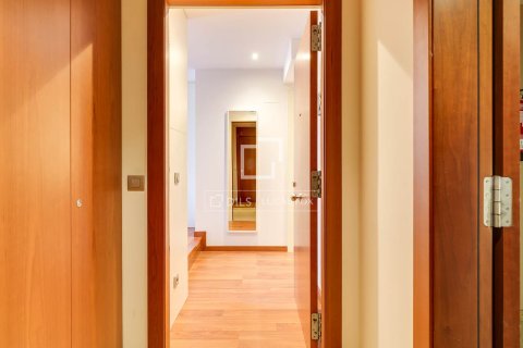 Apartment for sale in Barcelona, Spain 2 bedrooms, 72 sq.m. No. 164318 - photo 25