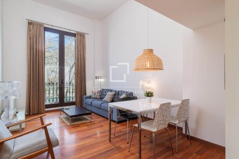 Apartment for sale in Barcelona, Spain 2 bedrooms, 72 sq.m. No. 164318 - photo 4