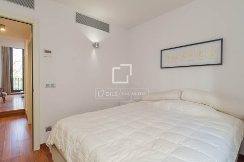 Apartment for sale in Barcelona, Spain 2 bedrooms, 72 sq.m. No. 164318 - photo 15