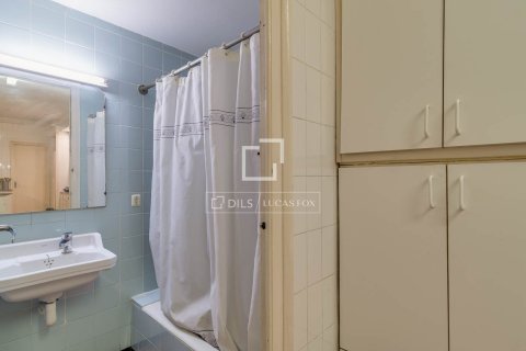 Huoneisto myytävänä Barcelona, Espanja, 6 makuuhuonetta, 252 m2 No. 164321 - kuva 22