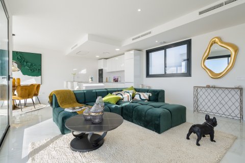 Продажа квартиры в Эстепона, Малага, Испания 3 спальни, 274м2 №162730 - фото 3