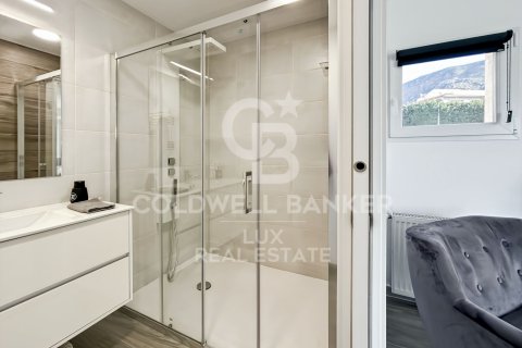 House for sale in Palau-saverdera, Girona, Spain 4 bedrooms, 290 sq.m. No. 157089 - photo 19