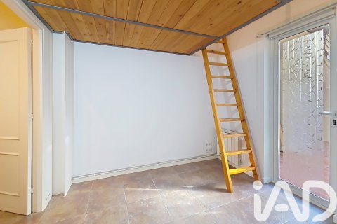 Huoneisto myytävänä Barcelona, Espanja, 2 makuuhuonetta, 78 m2 No. 173123 - kuva 9