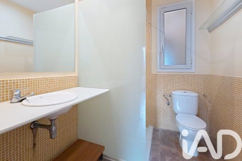 Huoneisto myytävänä Barcelona, Espanja, 2 makuuhuonetta, 78 m2 No. 173123 - kuva 10