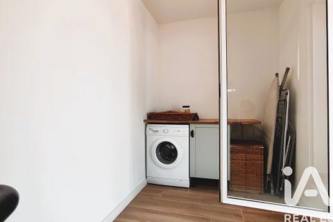 Bliźniak w Cubelles, Barcelona, Hiszpania 3 sypialnie, 180.9 mkw. nr 173124 – zdjęcie 27