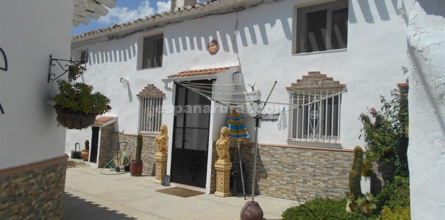 House in Velez-Rubio, Almeria, Spain 3 bedrooms, 120 sq.m. No. 184131
