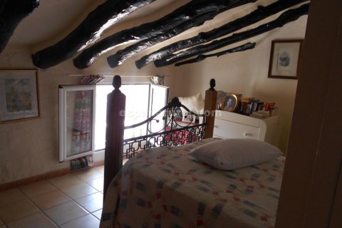 House for sale in Velez-Rubio, Almeria, Spain 3 bedrooms, 120 sq.m. No. 184131 - photo 6
