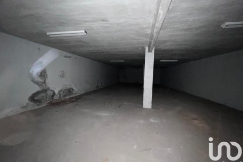 Liikekiinteistö vuokrattavana Navatejera, Leon, Espanja , 1635 m2 No. 154329 - kuva 4