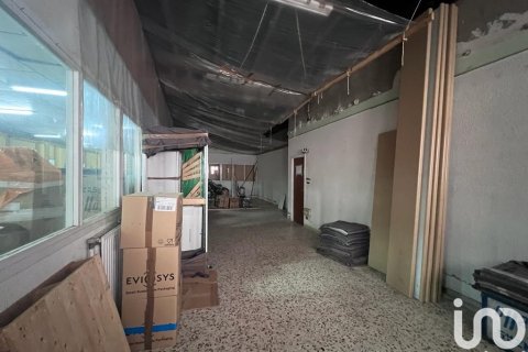 Liikekiinteistö vuokrattavana Navatejera, Leon, Espanja , 1635 m2 No. 154329 - kuva 22