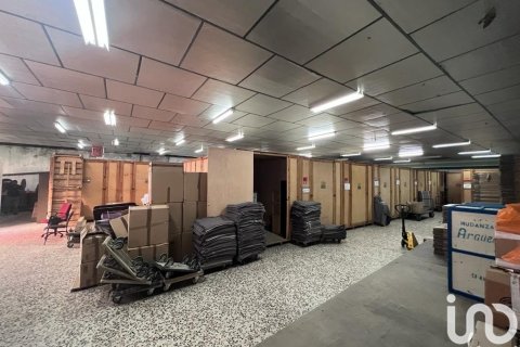 Liikekiinteistö vuokrattavana Navatejera, Leon, Espanja , 1635 m2 No. 154329 - kuva 10