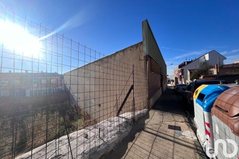 Liikekiinteistö vuokrattavana Navatejera, Leon, Espanja , 1635 m2 No. 154329 - kuva 14