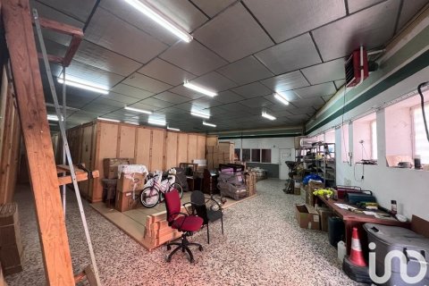 Liikekiinteistö vuokrattavana Navatejera, Leon, Espanja , 1635 m2 No. 154329 - kuva 19