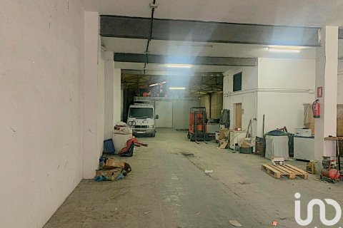 Kommersiell fastighet i El Vendrell, Tarragona, Spanien 598 kvm. Nr. 154327